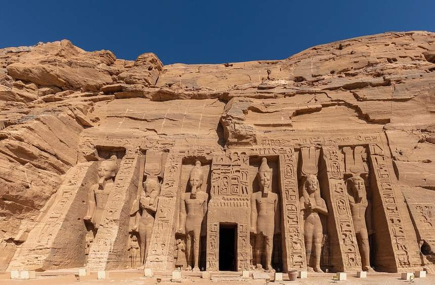 Abu Simbel temple facade