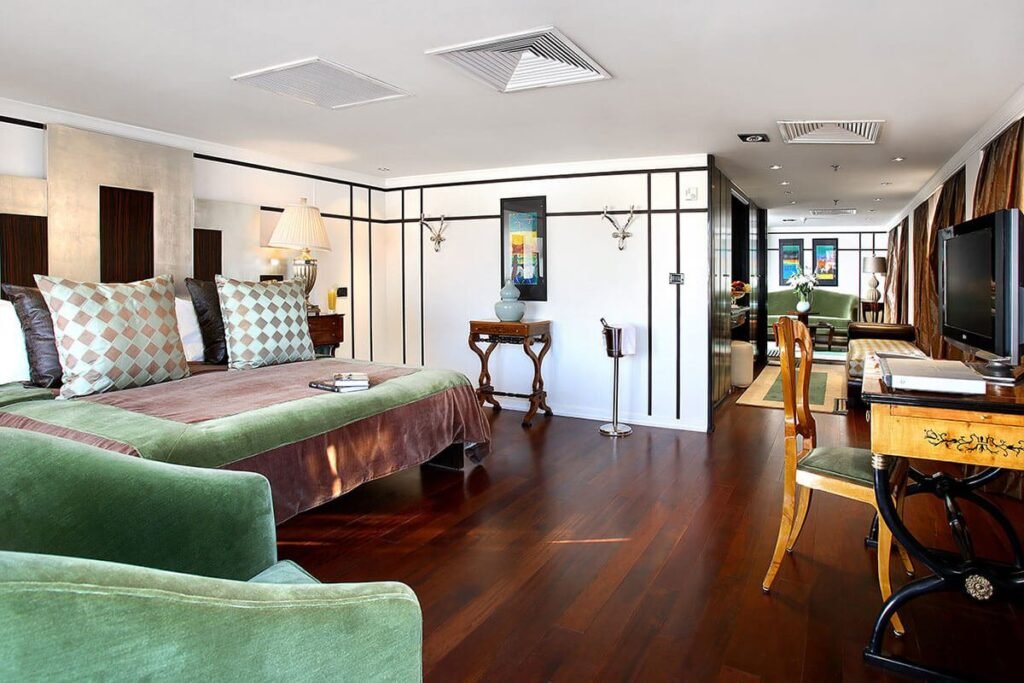 Gallery image 8
