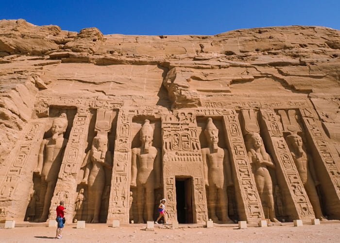 Trip to Abu Simbel from Aswan by flight