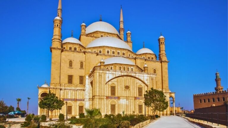 Discover the Marvels of Islamic Cairo